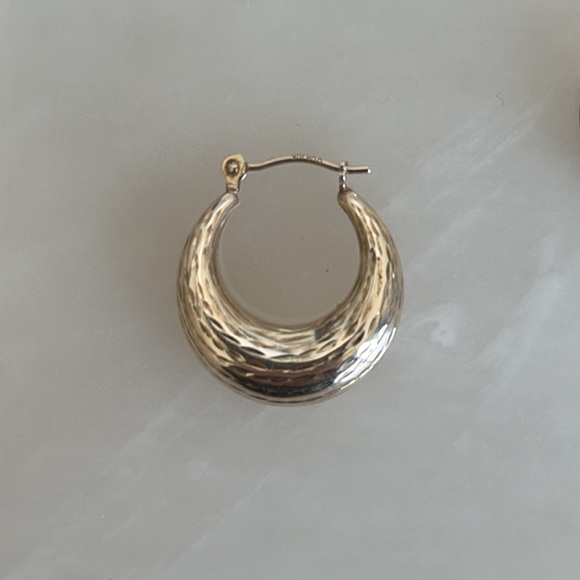 10k Solid Gold Hollowed Hammered Hoop Earrings - Picture 12 of 15